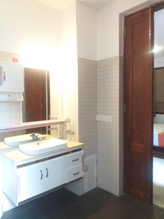 De Mansion Hotels Katugastota Zewnętrze zdjęcie